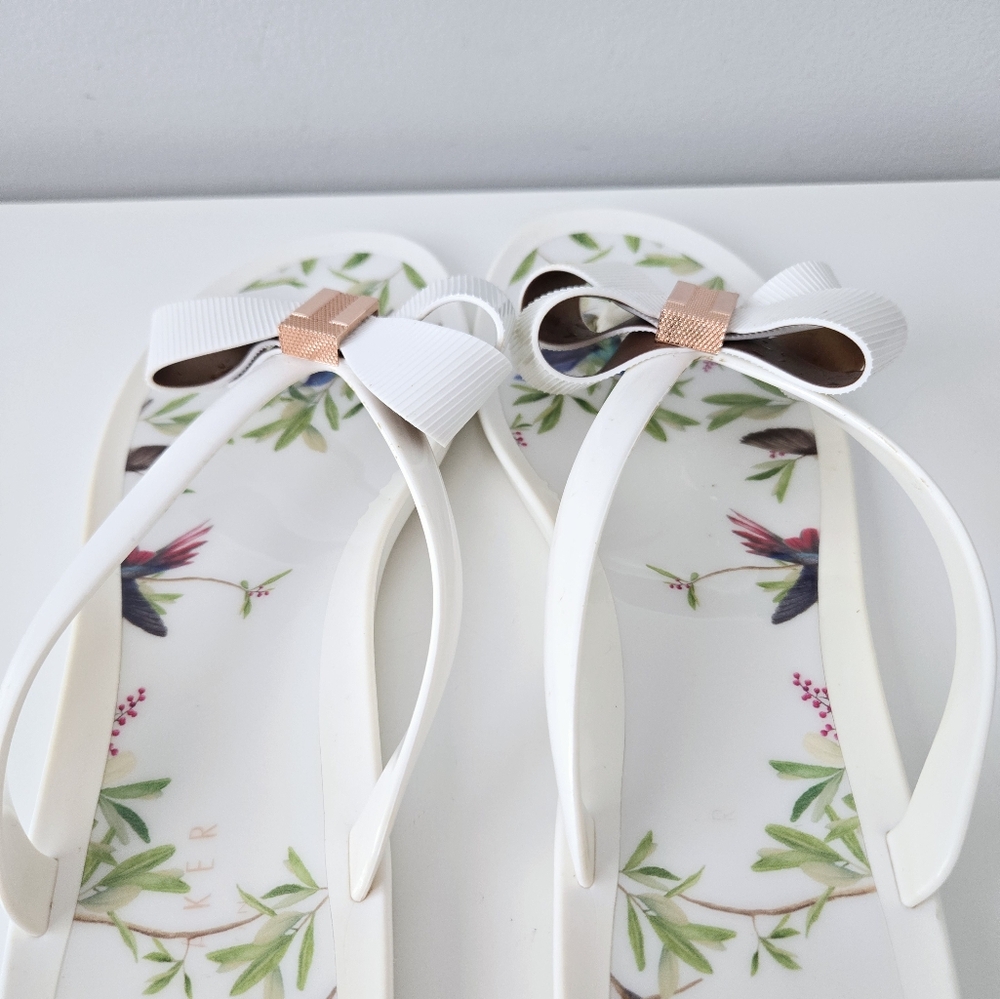 TED BAKER White Floral Sandals - Picture 10 of 10